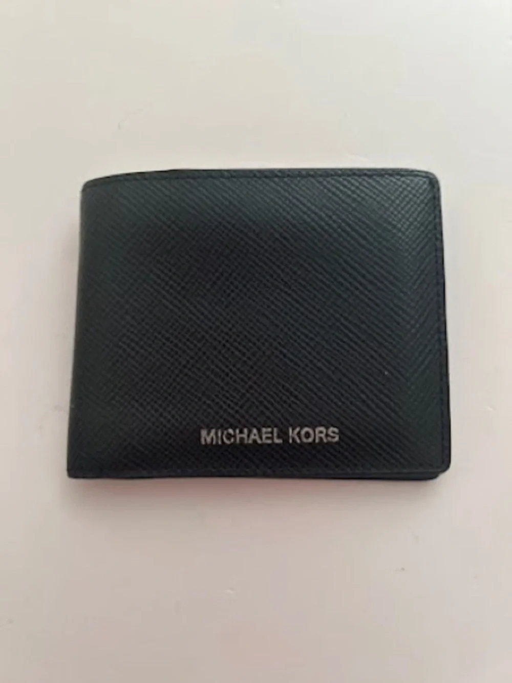 Michael Kors Men's Saffiano Leather Bifold Wallet - Black EXCELLENT CONDITION